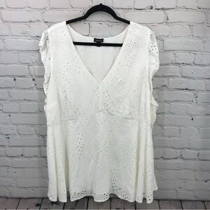 White Eyelet V-Neck babydoll ruffle top